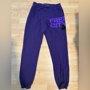 Freecity women’s Joggers in Bold Purple